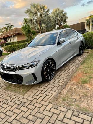 BMW 320i 2.0 16V TURBO FLEX M SPORT AUTOMÁTICO BMW 320i 2.0 16V TURBO FLEX M SPORT AUTOMÁTICO